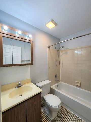 1176 Sumac Trail, Hoffman Estates, IL 60192