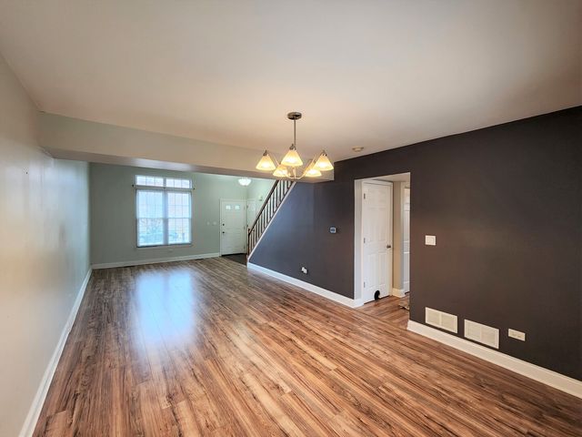 1176 Sumac Trail, Hoffman Estates, IL 60192