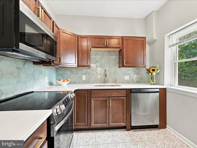 6214 LIMEKILN PIKE, Philadelphia, PA 19141
