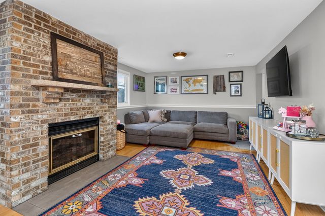 1017 Palmer Street, Downers Grove, IL 60516