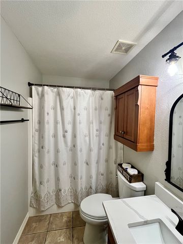 25 Overton Drive, Bella Vista, AR 72714