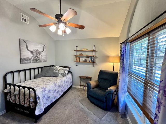 25 Overton Drive, Bella Vista, AR 72714