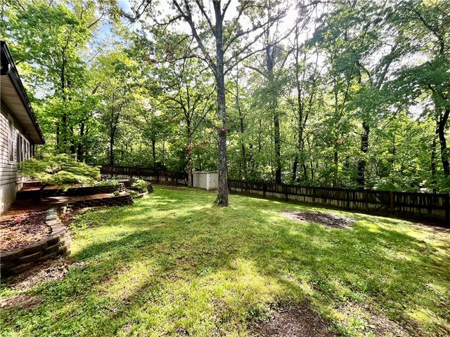 25 Overton Drive, Bella Vista, AR 72714