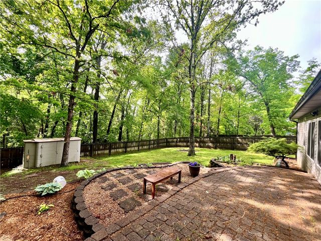 25 Overton Drive, Bella Vista, AR 72714