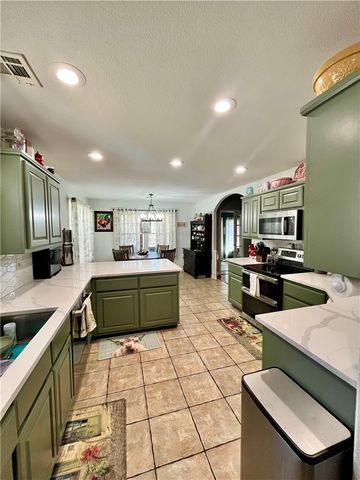 25 Overton Drive, Bella Vista, AR 72714