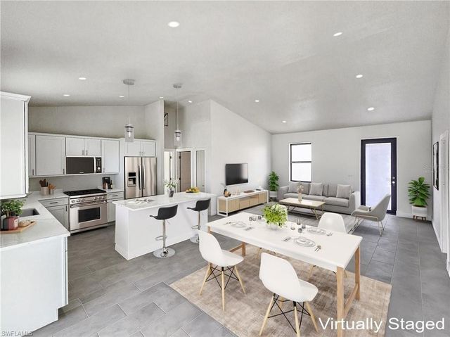 8285 Agate ST, Port Charlotte, FL 33981