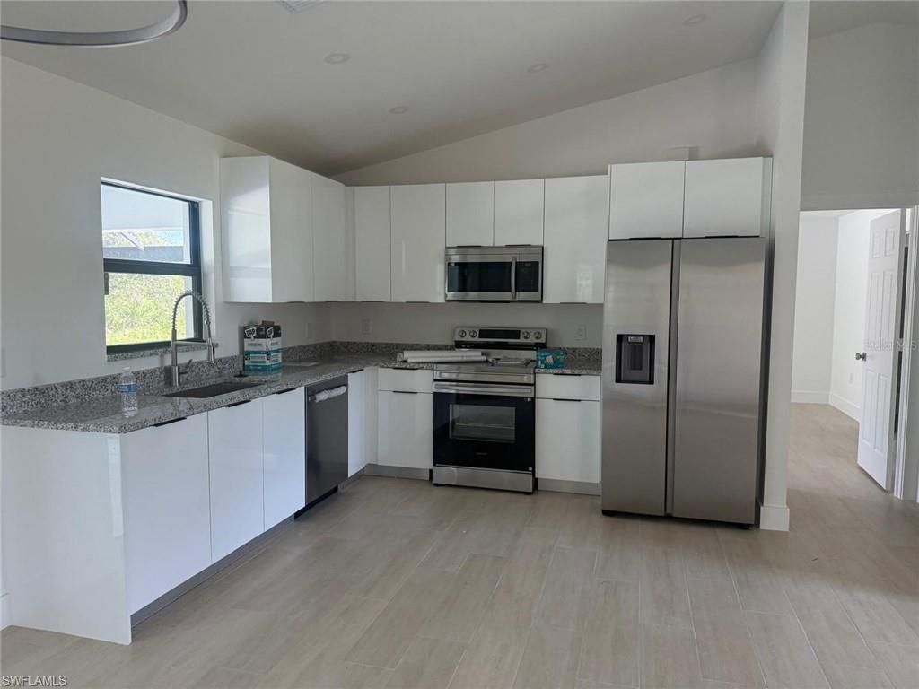 8285 Agate ST, PORT CHARLOTTE, FL 33981 — photo 5