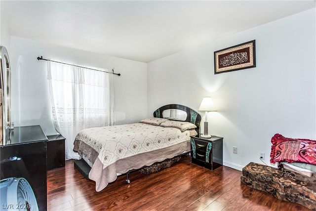 5237 STEINBRENNER Lane, Las Vegas, NV 89118