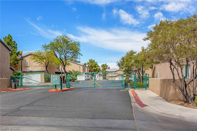 5237 STEINBRENNER Lane, Las Vegas, NV 89118