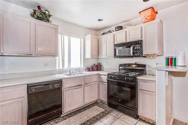 5237 STEINBRENNER Lane, Las Vegas, NV 89118