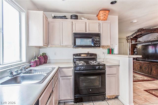 5237 STEINBRENNER Lane, Las Vegas, NV 89118