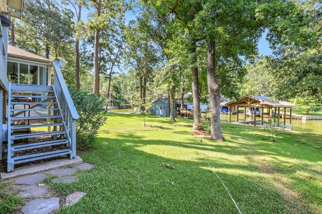 131 Lords Circle, Coldspring, TX 77331