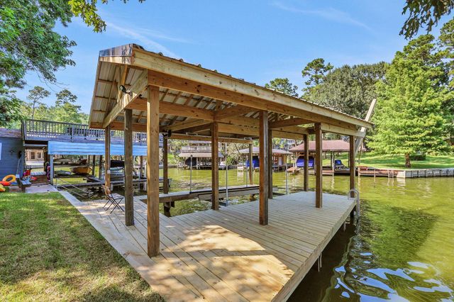 131 Lords Circle, Coldspring, TX 77331