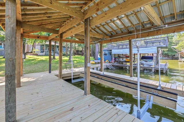 131 Lords Circle, Coldspring, TX 77331
