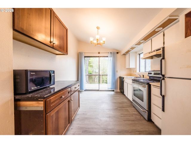 3110 Sw COAST Ave, Lincoln City, OR 97367