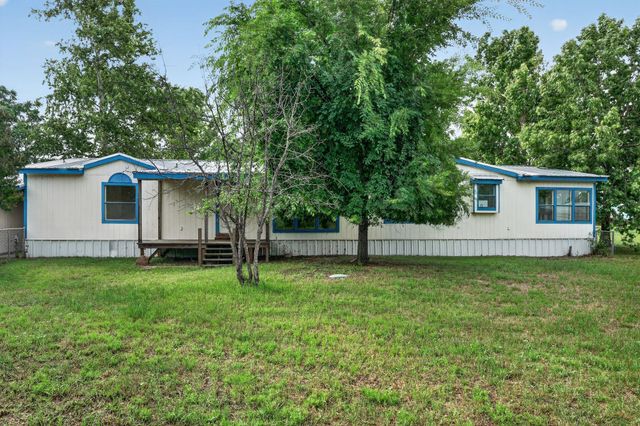 1192 County Road 225, Bluffton, TX 78607