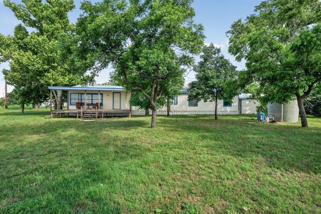 1192 County Road 225, Bluffton, TX 78607