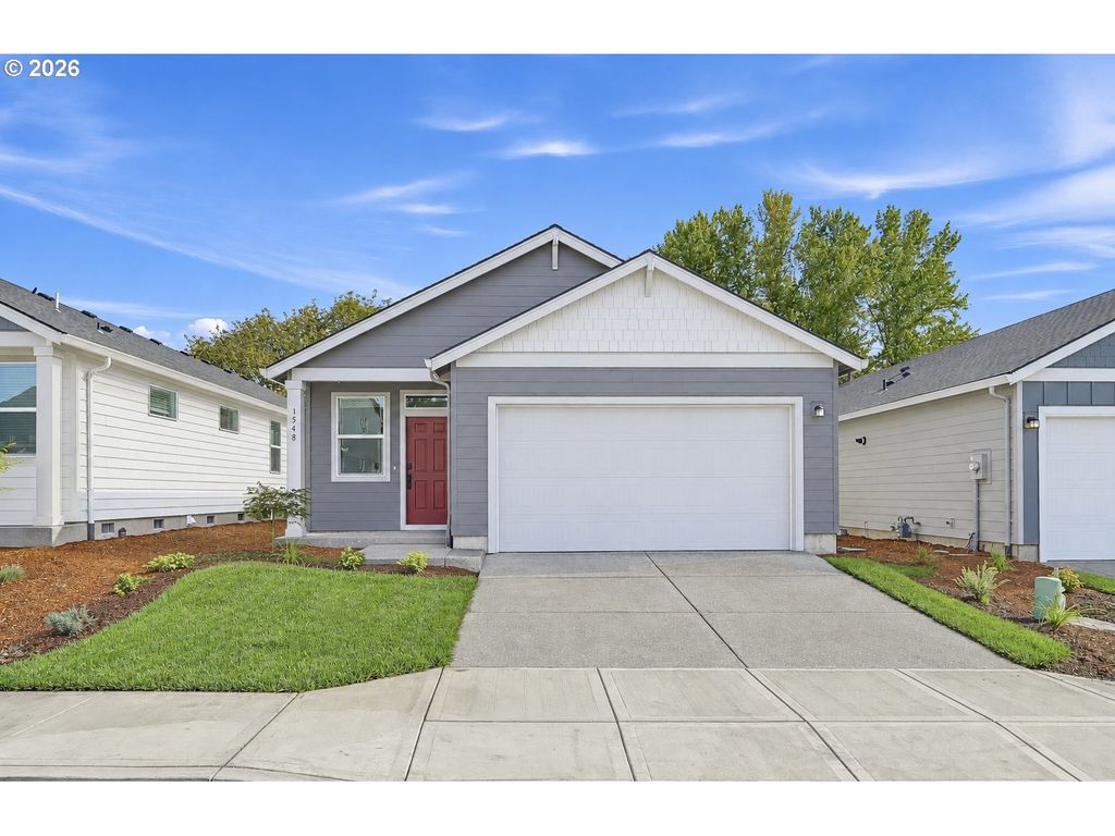 1548 N YOUNG St, Lafayette, OR 97127