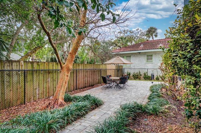 37 MAY Street, St. Augustine, FL 32084