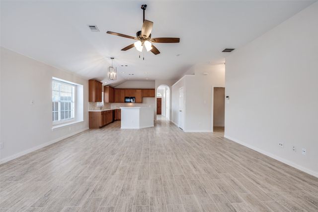 6101 Apache Drive, The Colony, TX 75056