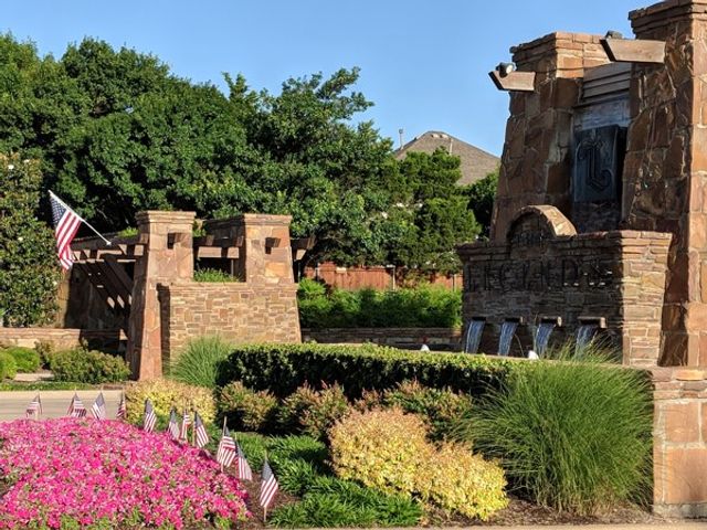 6101 Apache Drive, The Colony, TX 75056