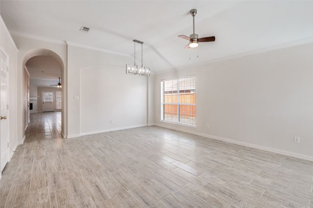 6101 Apache Drive, The Colony, TX 75056