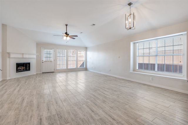 6101 Apache Drive, The Colony, TX 75056