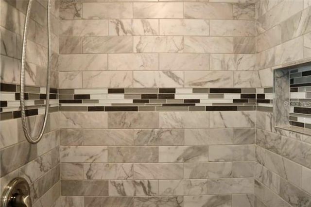 2811 S SHINE AVENUE, Orlando, FL 32806