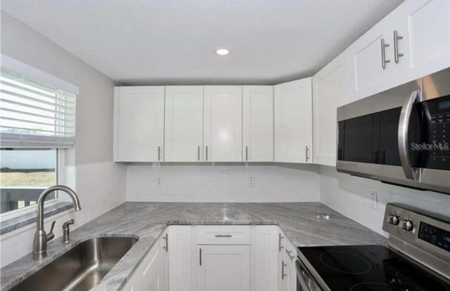 2811 S SHINE AVENUE, Orlando, FL 32806