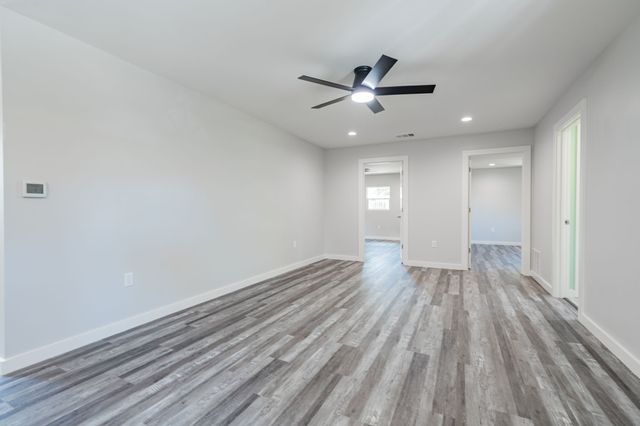 304 Pine Street, Seven Points, TX 75143