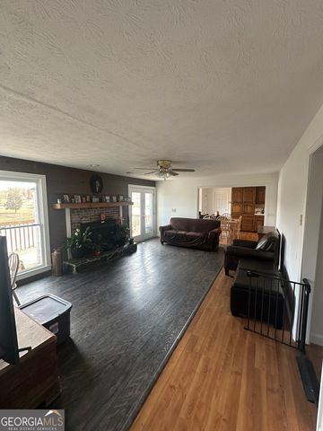 56 Fox Hollow Run, Newnan, GA 30263