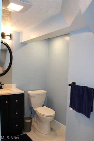 1936 Revere Road, Cleveland Heights, OH 44118