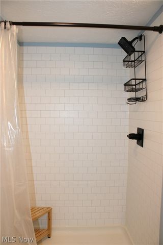 1936 Revere Road, Cleveland Heights, OH 44118