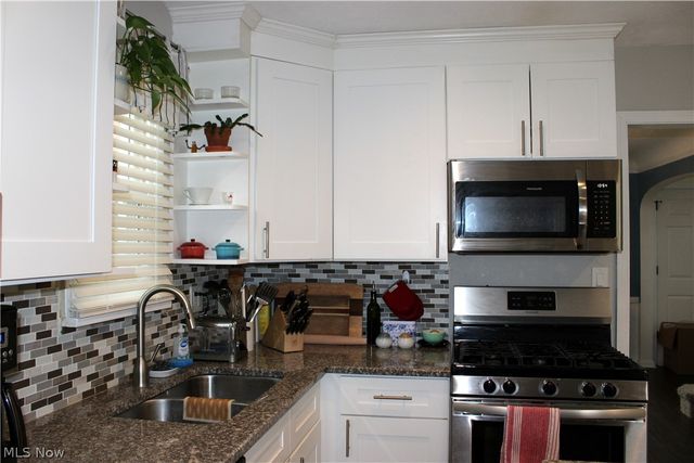 1936 Revere Road, Cleveland Heights, OH 44118