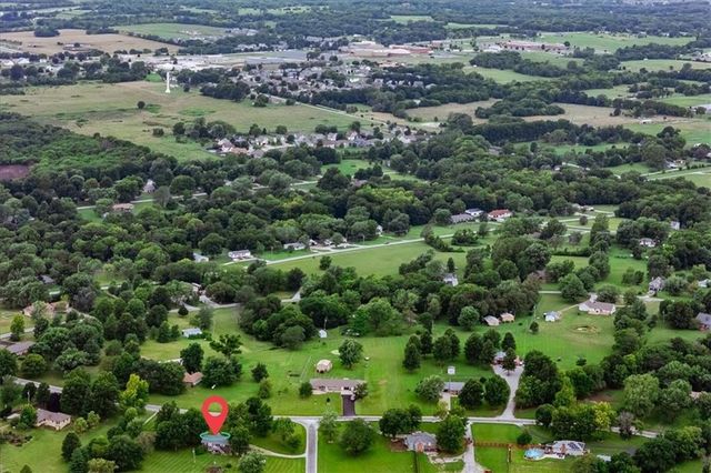 13501 E Prairie Drive, Peculiar, MO 64078