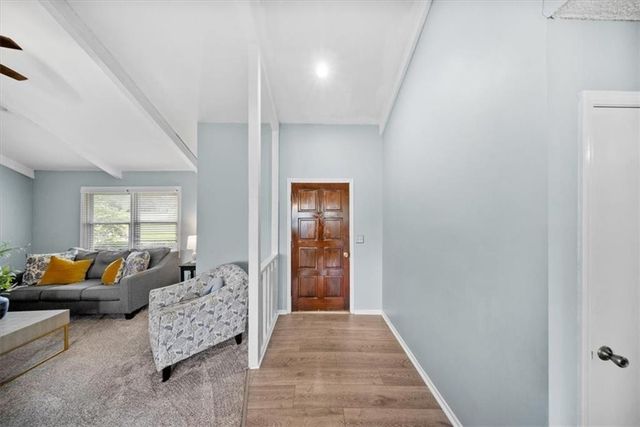 13501 E Prairie Drive, Peculiar, MO 64078