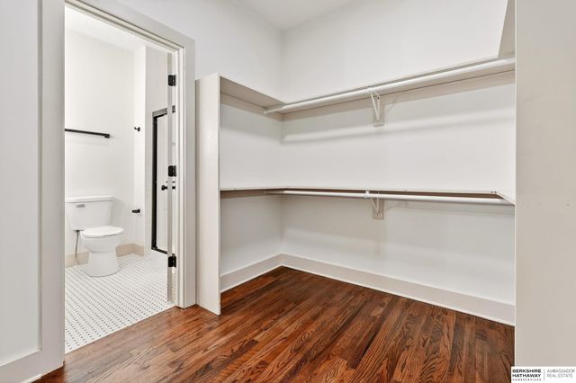 2110 S 33 Street, Omaha, NE 68105