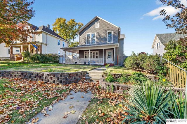 2110 S 33 Street, Omaha, NE 68105