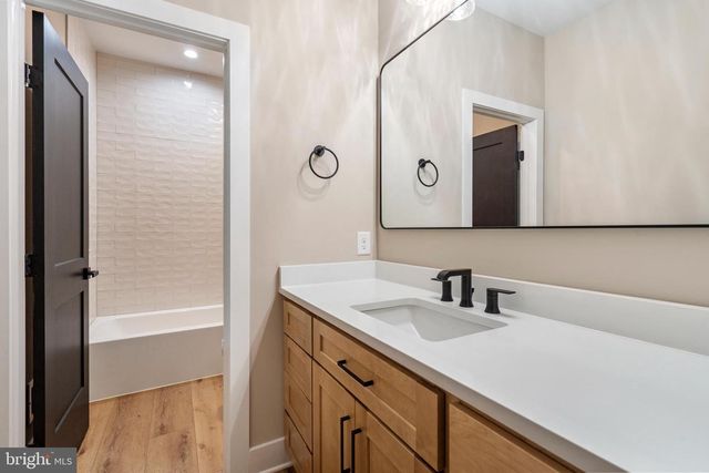 17 MAPLE HILL LN, Harpers Ferry, WV 25425