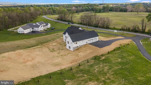 17 MAPLE HILL LN, Harpers Ferry, WV 25425