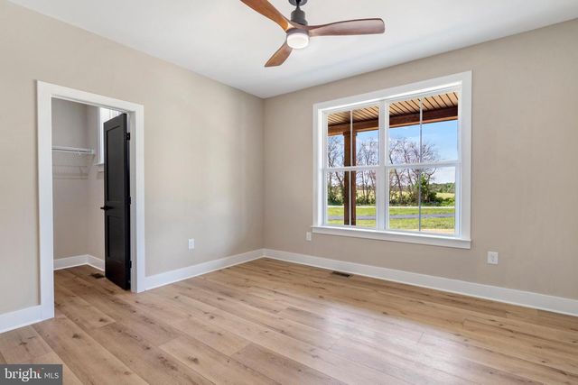 17 MAPLE HILL LN, Harpers Ferry, WV 25425