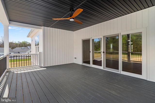 17 MAPLE HILL LN, Harpers Ferry, WV 25425