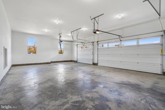 17 MAPLE HILL LN, Harpers Ferry, WV 25425