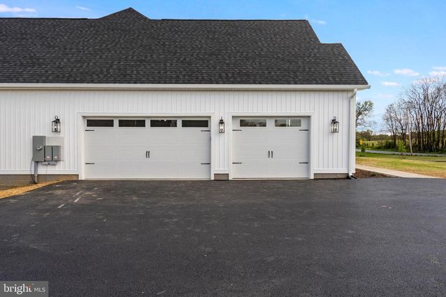 17 MAPLE HILL LN, Harpers Ferry, WV 25425