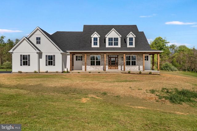 17 MAPLE HILL LN, Harpers Ferry, WV 25425
