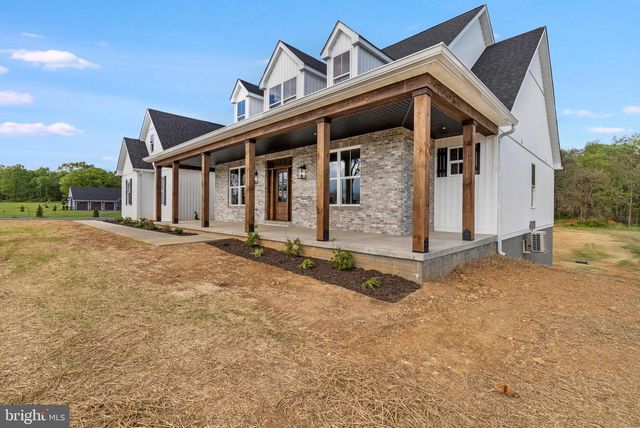 17 MAPLE HILL LN, Harpers Ferry, WV 25425