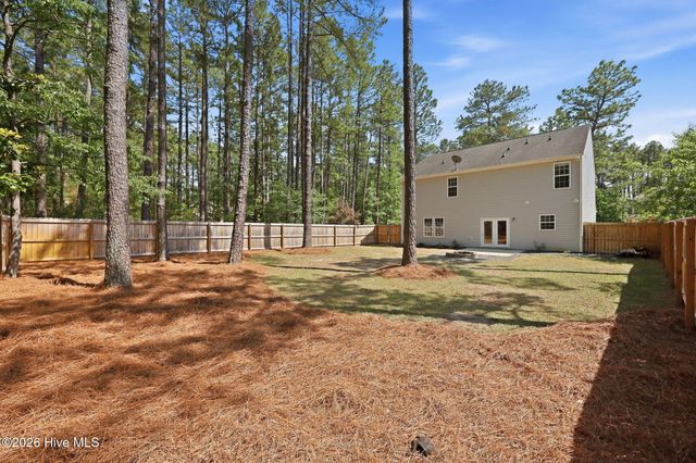 370 Moss Pink Drive, Vass, NC 28394