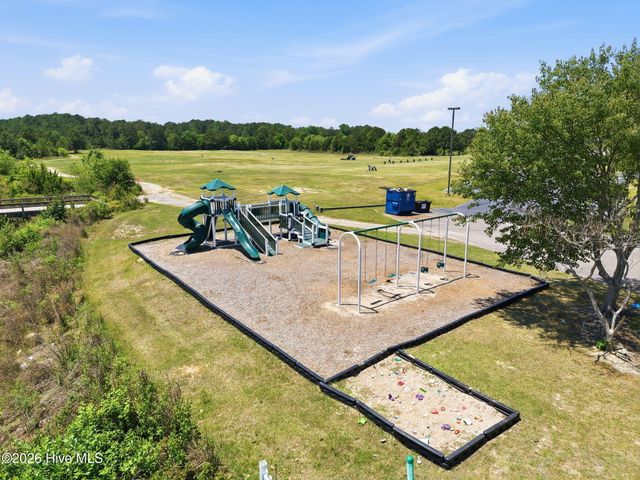 370 Moss Pink Drive, Vass, NC 28394