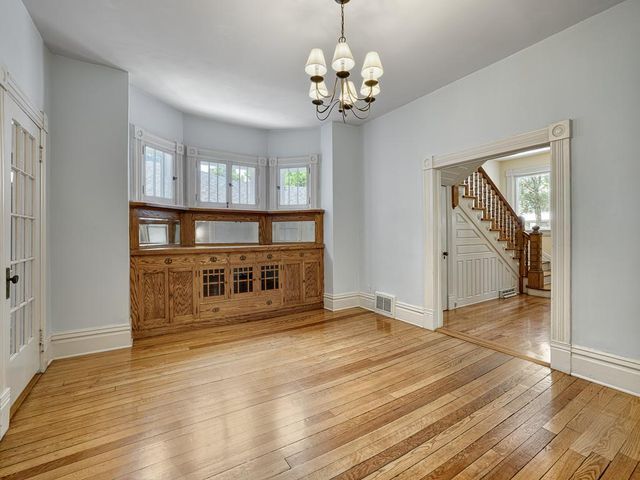 820 Osceola Avenue, Saint Paul, MN 55105