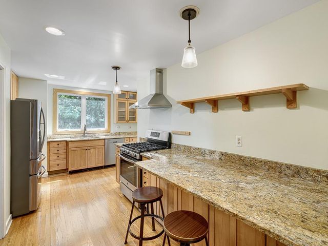 820 Osceola Avenue, Saint Paul, MN 55105